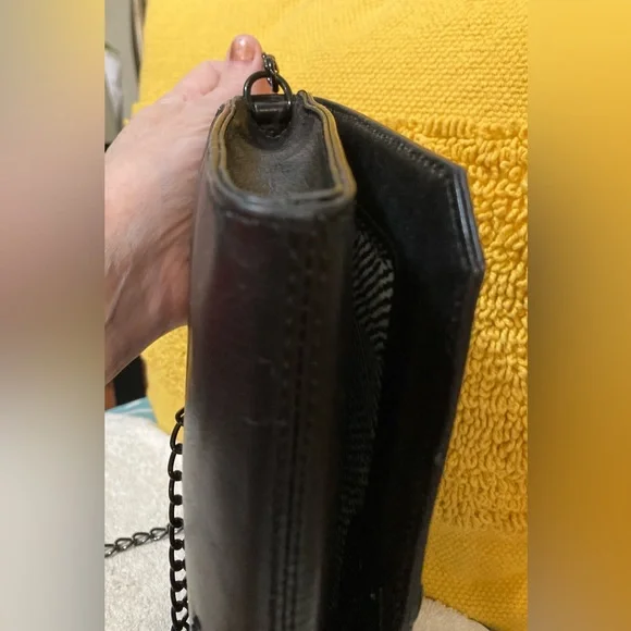 EUC - Rebecca Minkoff leather quilted crossbody purse with black/gold dust bag - Picture 7 of 16